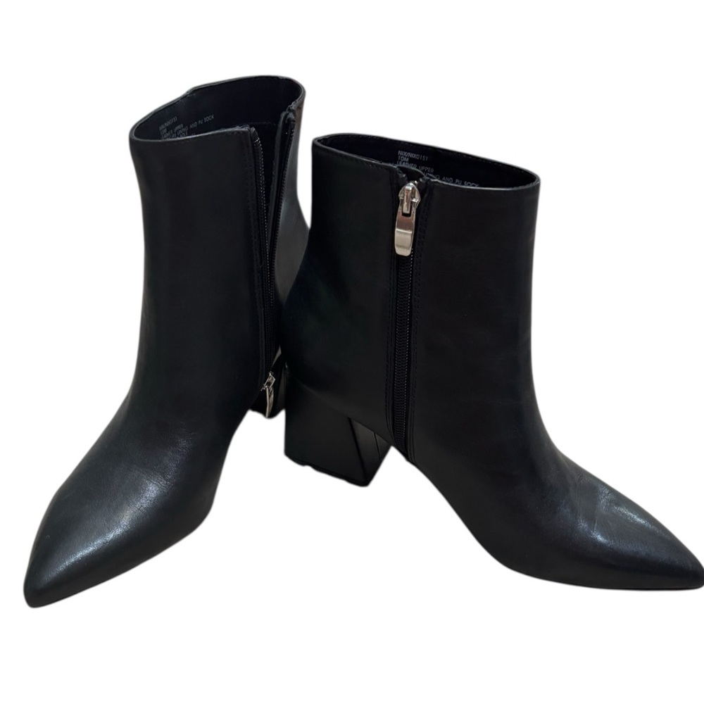 Steve Madden Black Ankle Booties with Side Zipper NIX01S1